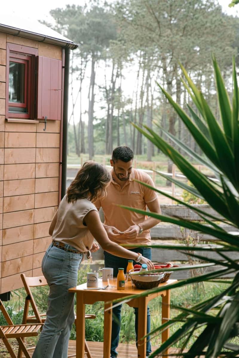 Roulottes Cocooning Au Coeur Des Landes Hotel Mees Ngoại thất bức ảnh