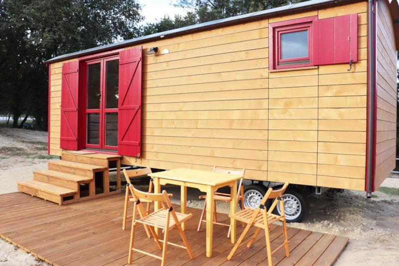 Roulottes Cocooning Au Coeur Des Landes Hotel Mees Ngoại thất bức ảnh