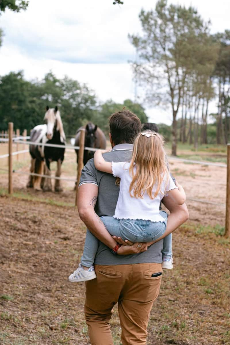 Roulottes Cocooning Au Coeur Des Landes Hotel Mees Ngoại thất bức ảnh